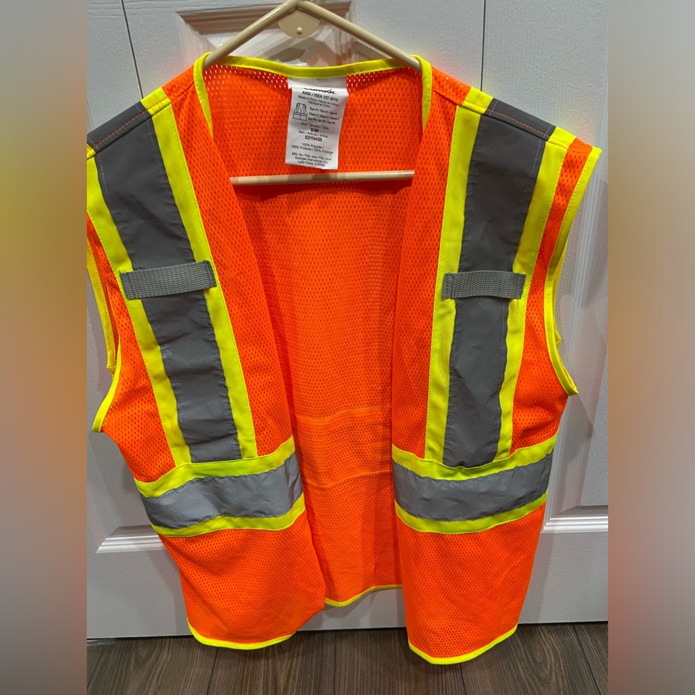 Condor Hi Visibility Orange Two Tone Safety Vest , ANSI/ ISEA 107-2015 S/M NWOT